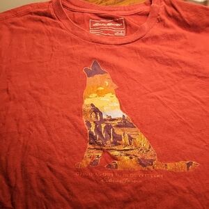 Eddie Bauer Red Coyote Graphic Men's Tee